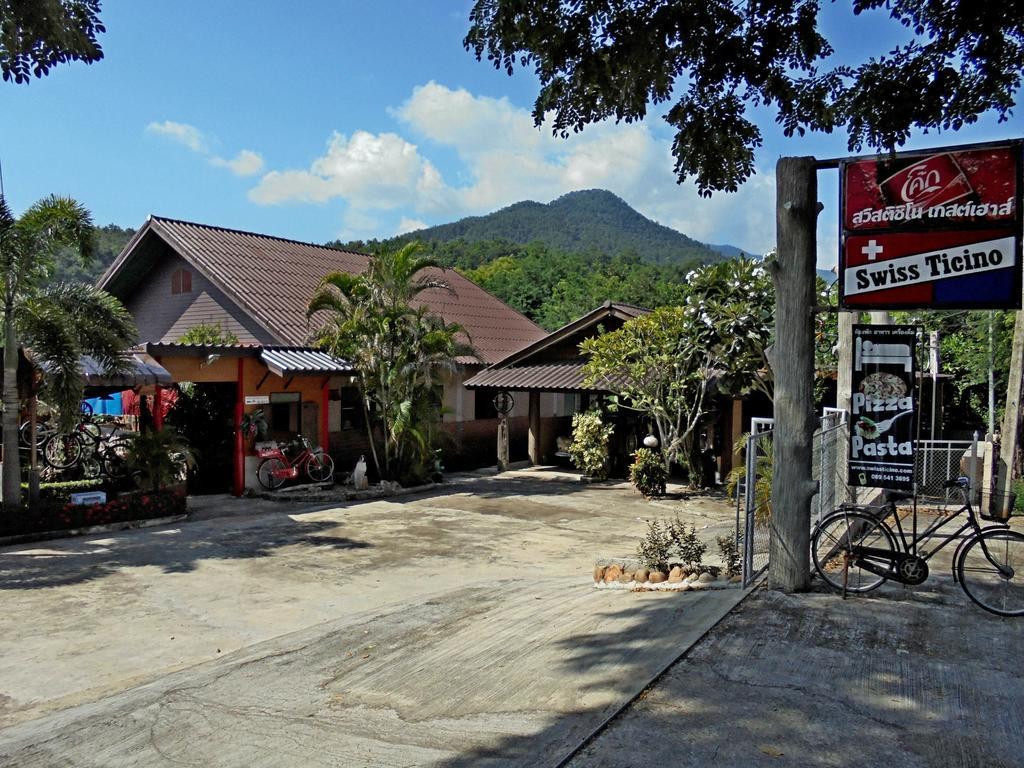 Swiss Ticino Guesthouse & Restaurant Mae Wang Dış mekan fotoğraf