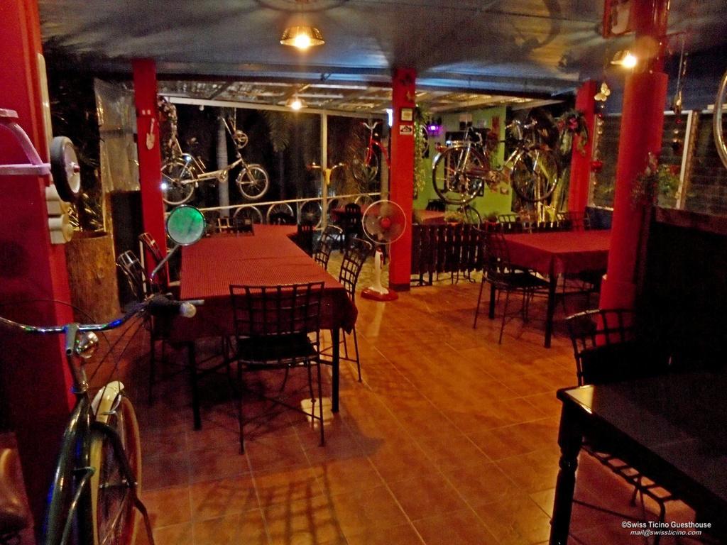 Swiss Ticino Guesthouse & Restaurant Mae Wang Dış mekan fotoğraf