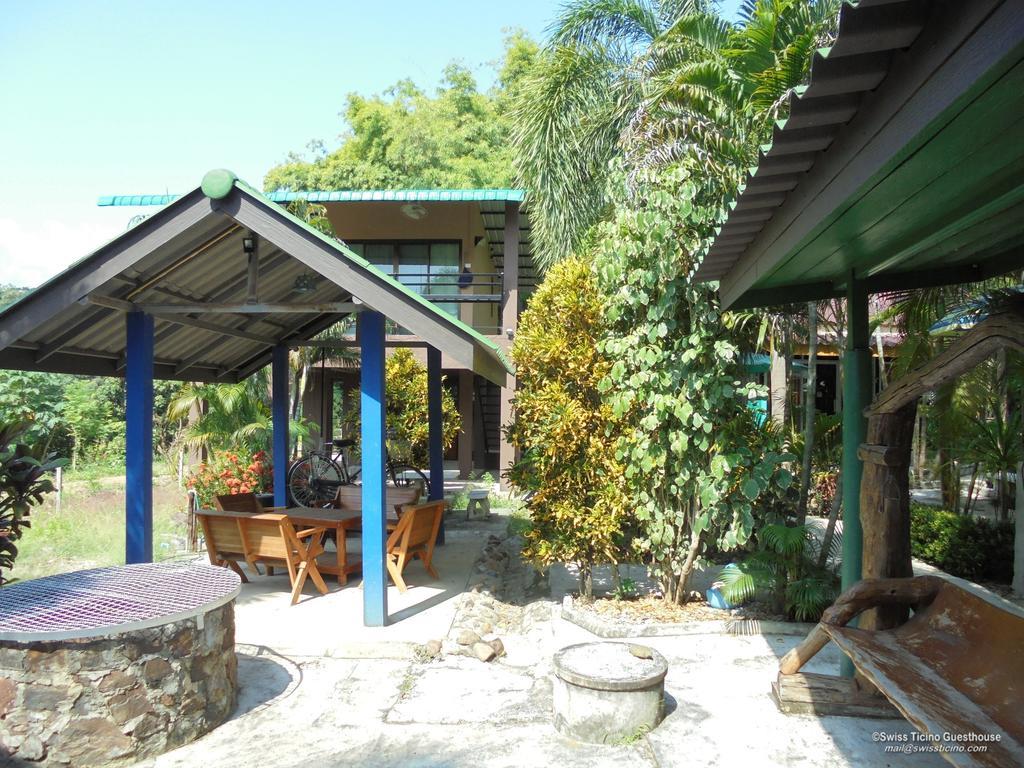 Swiss Ticino Guesthouse & Restaurant Mae Wang Dış mekan fotoğraf