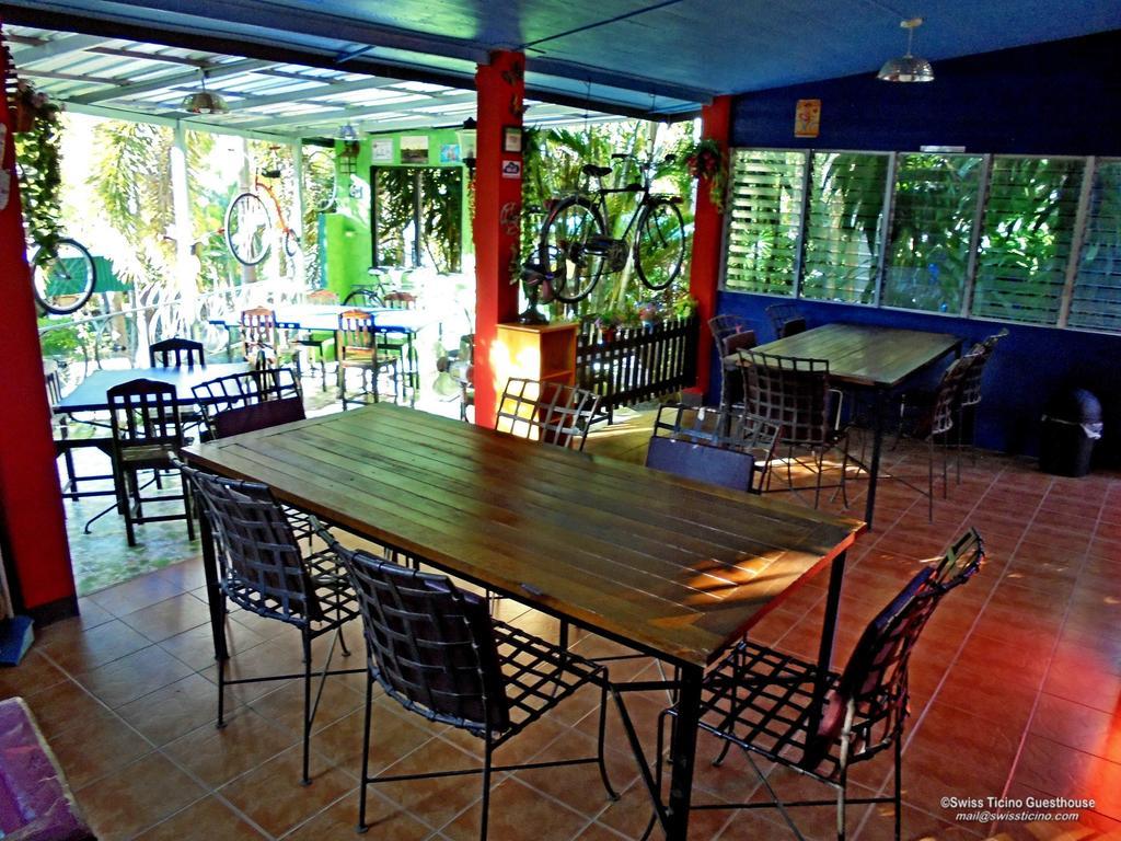 Swiss Ticino Guesthouse & Restaurant Mae Wang Dış mekan fotoğraf